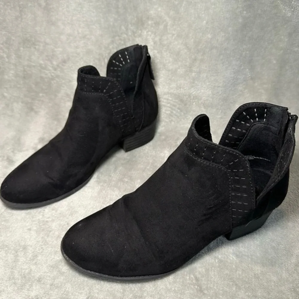 Self Esteem Ankle Bootie Women 6M Black Laser Cut Perforated Back Zip Block Heel